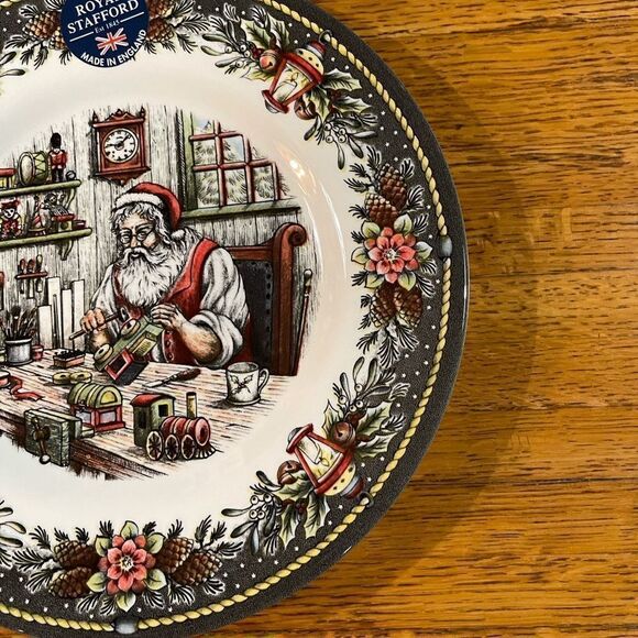 Royal Stafford “Santa’s Workshop” lantern border salad plates set of 4 NWT - Picture 2 of 5